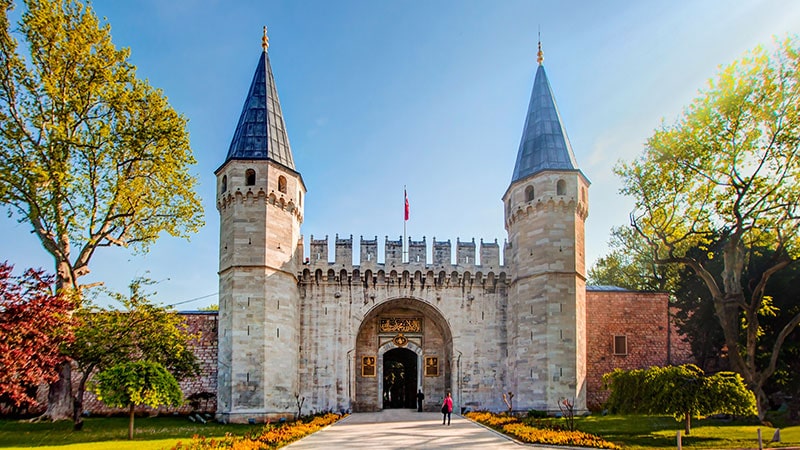 Tourist attractions near the Blue Mosque of Istanbul