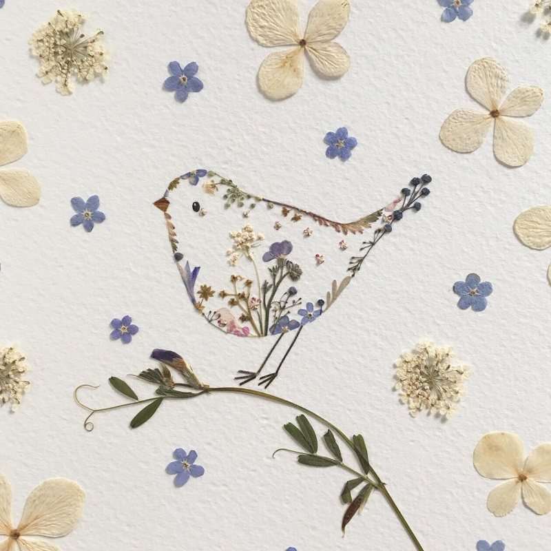 A sparrow made of leaves and flowers; Photo source: Helenahpornsiri.com website