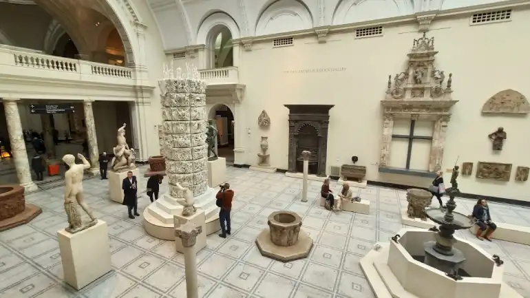 Victoria and Albert Museum