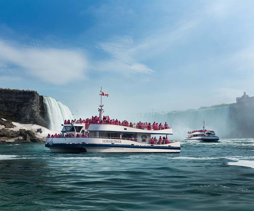 Where is Niagara Falls? Stunning nature that will leave you spellbound 12 Boat ride in Niagara