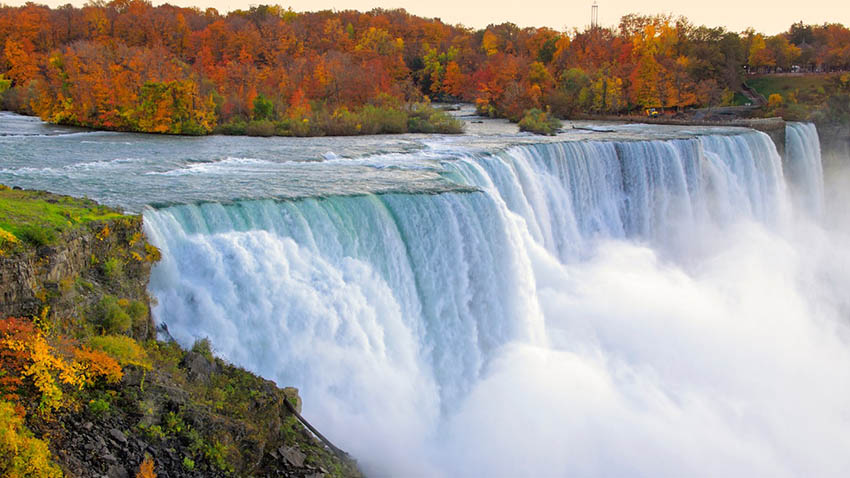 Where is Niagara Falls? Stunning nature that will leave you speechless 28 Autumn Niagara Falls