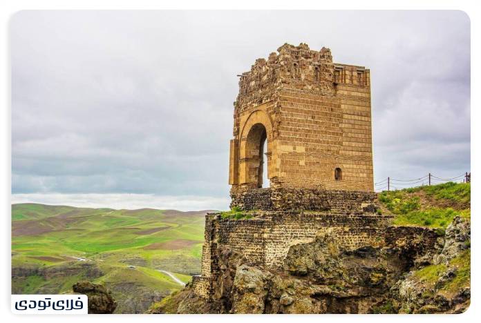 Zahhak Castle is one of the sights of East Azerbaijan