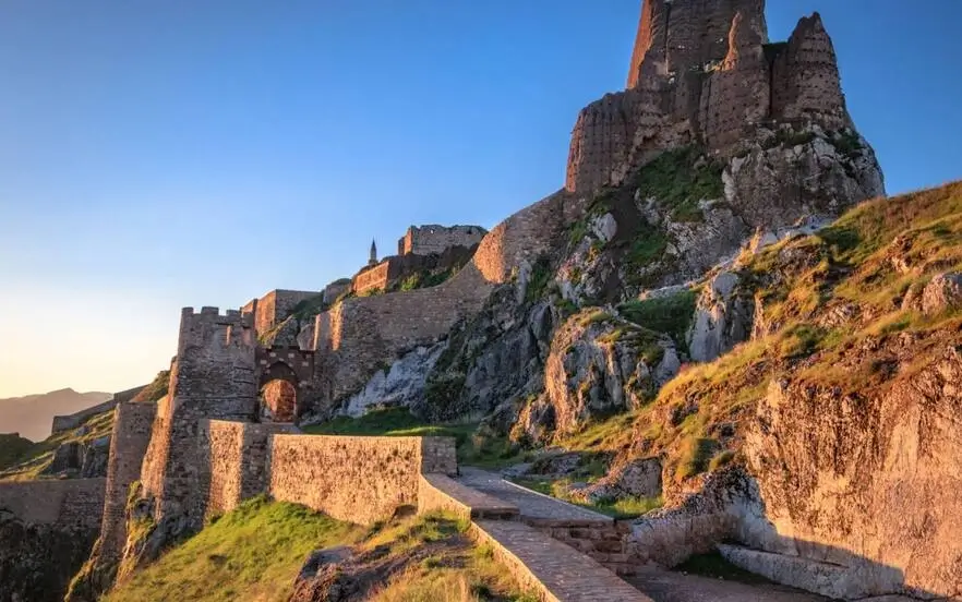Van Castle