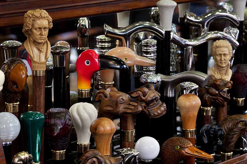 A complete list of the most attractive souvenirs of London 18 Souvenirs of England