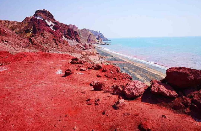 Hormuz Island, the most beautiful island of Iran