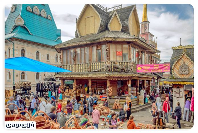 Cheap travel to Russia and shopping in the streets of Russia