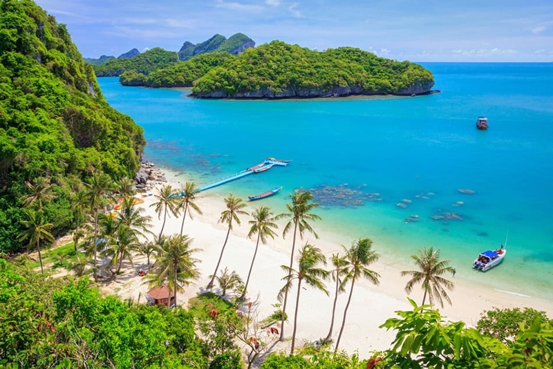 Beaches of Thailand. Photo from wanderluststorytellers website