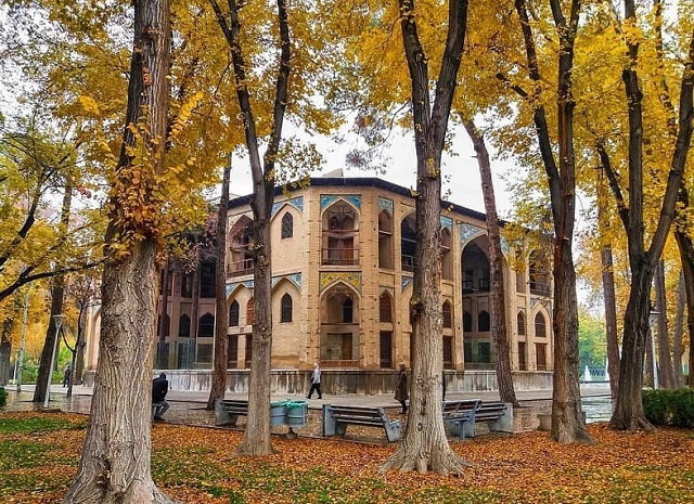 Hasht Behesht is one of the sightseeing places in Isfahan