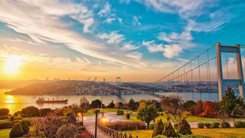 The best time to visit the Bosphorus
