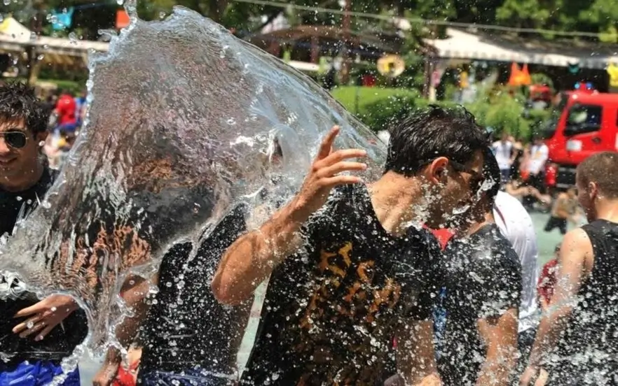 Water spraying in Armenia and the gathering of young people