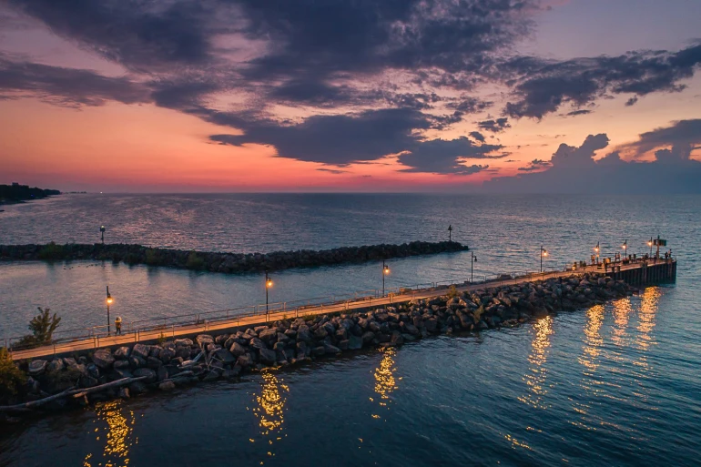   Van Lake Pier