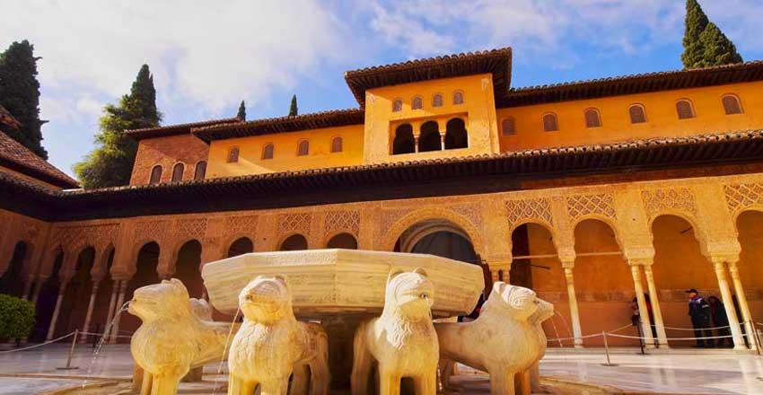 Sights of Spain: the coury of pristine beaches and unique nature 3 Alhambra Palace is one of the sights of Spain