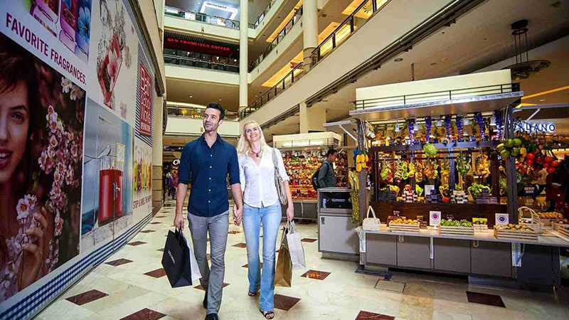 2- Suria (Suria KLCC); A 6-story shopping ceer in dowown Kuala Lumpur