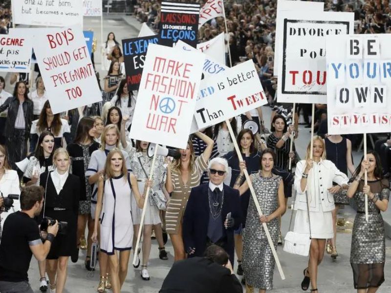 Karl Lagerfeld at the Chanel spring-summer 2015 fashion show