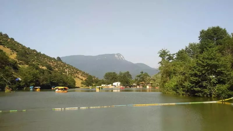 Boating in Shoremast Lake, photographer: Iman Soharadi