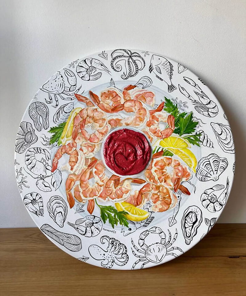 Shrimp food paied on a plate