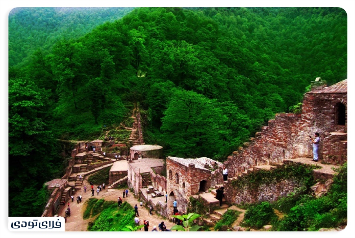 The weather of Rudkhan Castle in spring