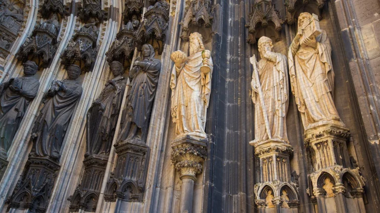 Working hours of Cologne Cathedral