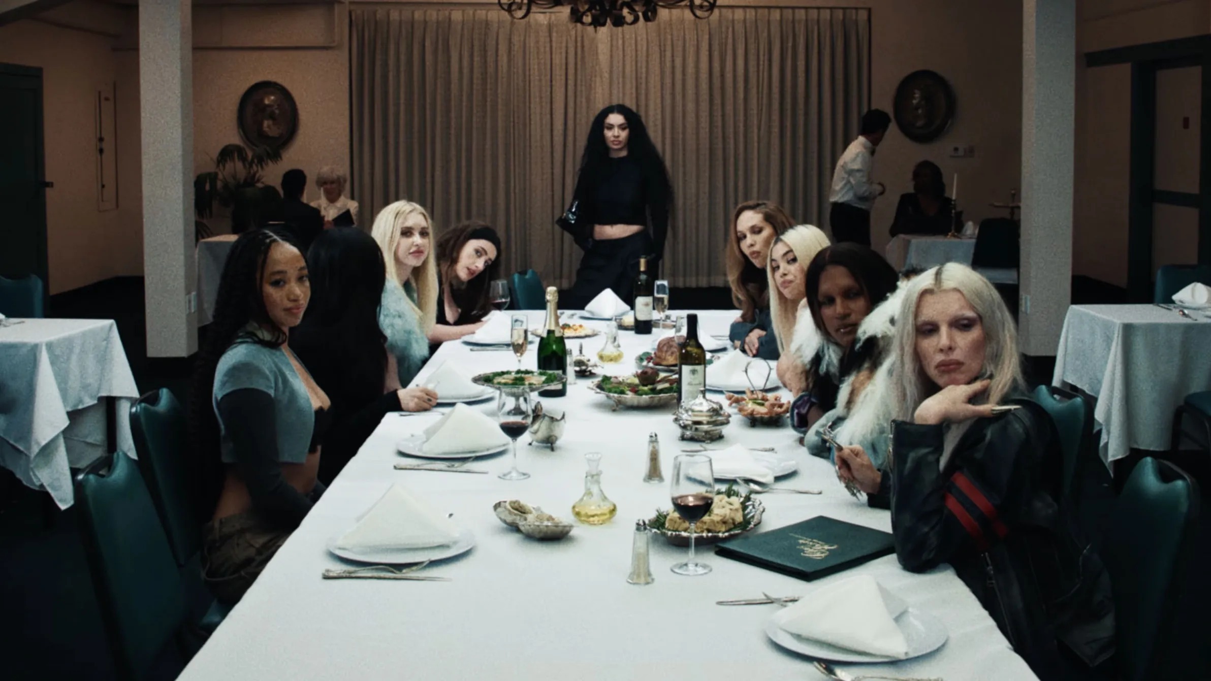 Charli XCX's famous iernet girls are the source of inspiration