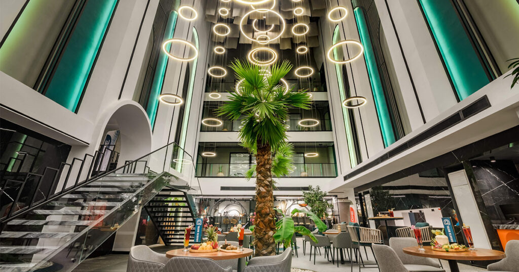 Arakta Hotel, one of the 5-star hotels in Qeshm