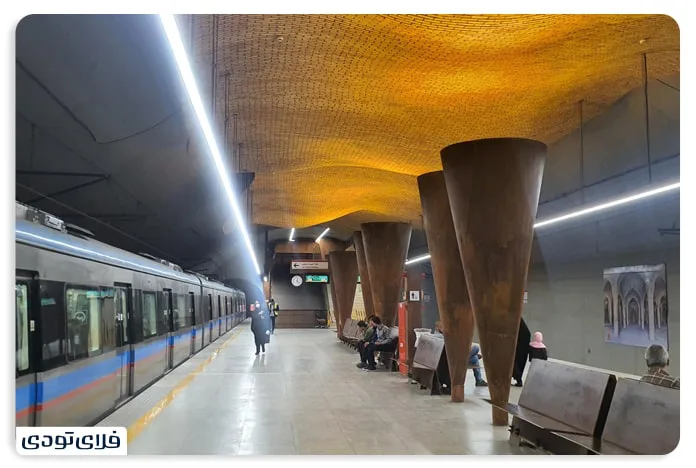 Vakil al-Raaya metro station, from the access roads to Shiraz train station