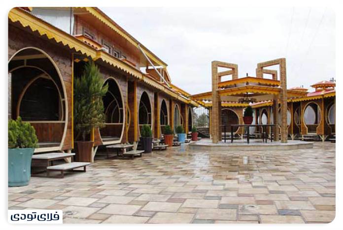 Karen Rasht Restaura