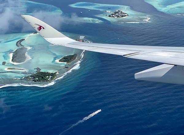 Which airlines fly to Maldives?