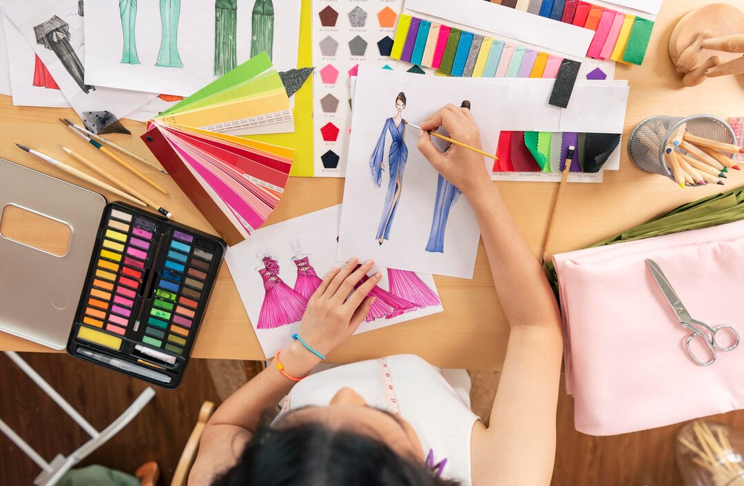  Studying in the field of clothing design: advaages and disadvaages