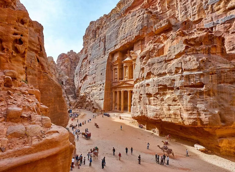 Petra city eertainme
