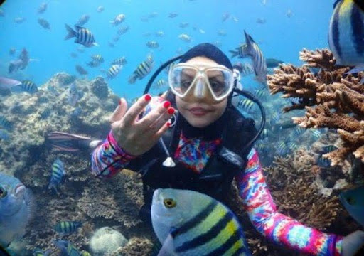 Water sports in Kish
