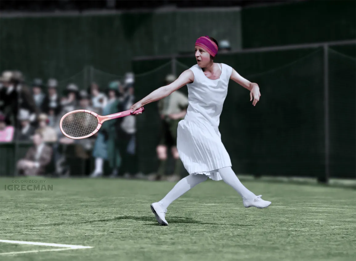 Suzanne Lenglen in a dress by Jean Patto, 1920s