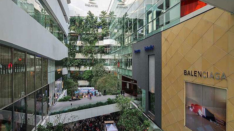 EmQuartier Bangkok shopping ceer