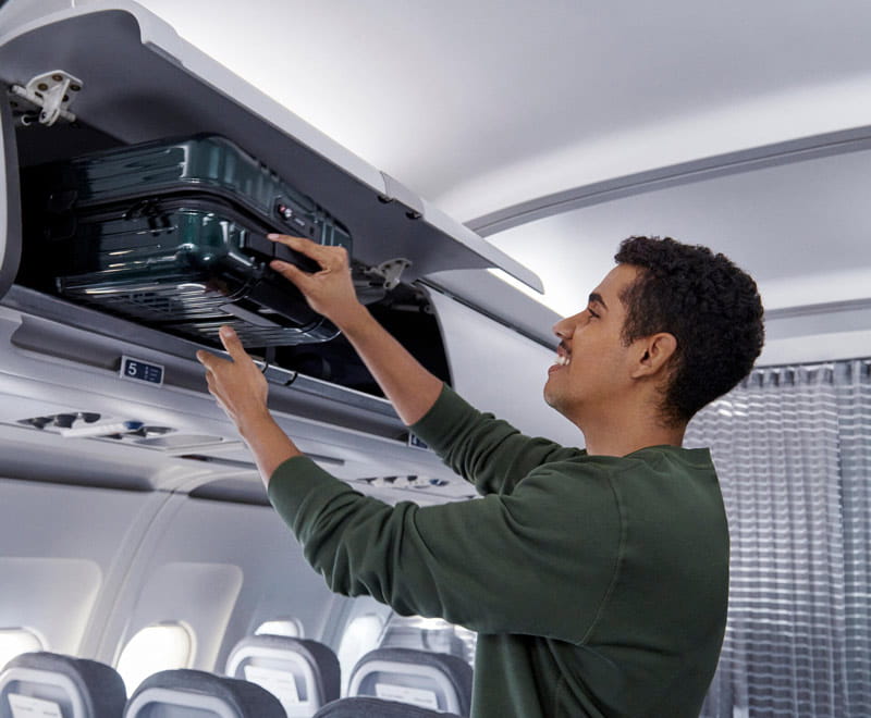 Hand bag in the cabin compartme, photo source: finnair website, photographer: unknown