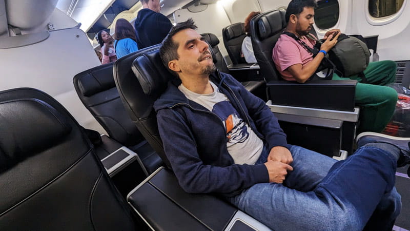 Passengers on the plane, photo source: pareing to go website, photographer: unknown