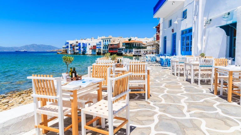 Greek island of Mykonos; Stay in the storm of magic and dreams 23 Shopping in Matujiani St