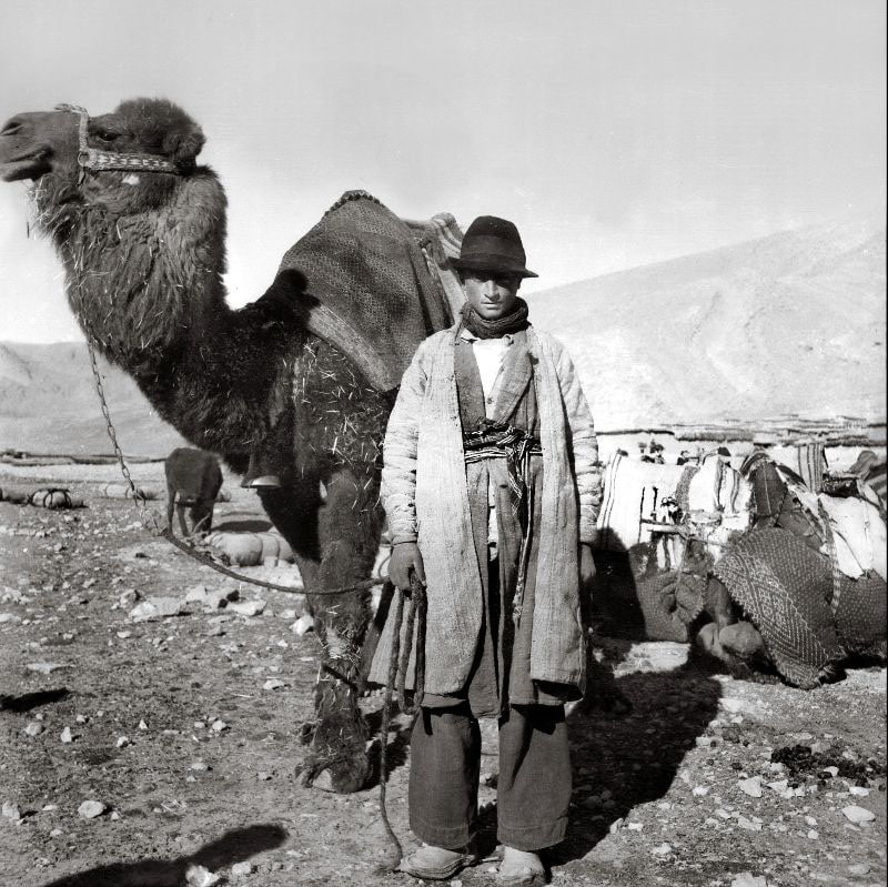 Nomadic women and children in ancie Iran