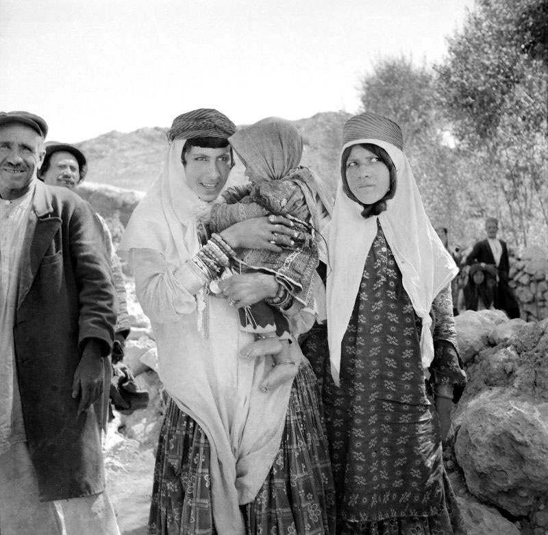 Nomadic mother and child in ancie Iran