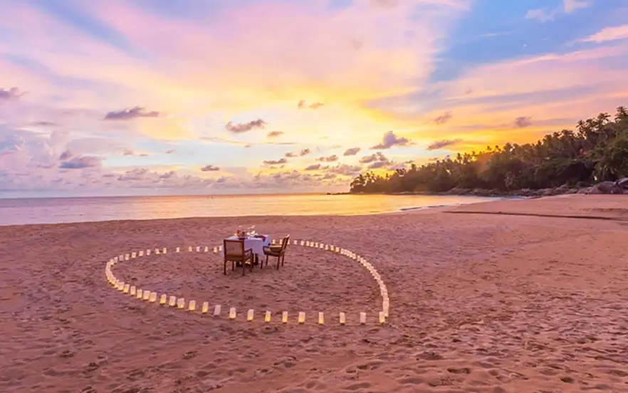 Al Sufouh Beach, Dubai and everything you need to know about it! 9 Taking advaage of the wonderful views of the sunset in Sahel al-Safouh