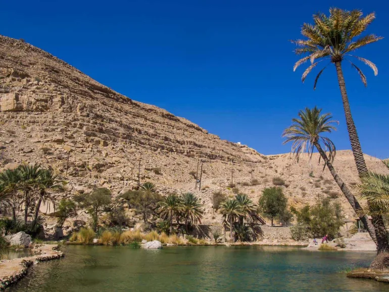 Must-see places in Muscat; Paradise emerald desert 15 Wadi Bani Khalid