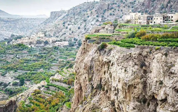 Must-see places in Muscat; Paradise emerald desert 21 Must-see places in Muscat