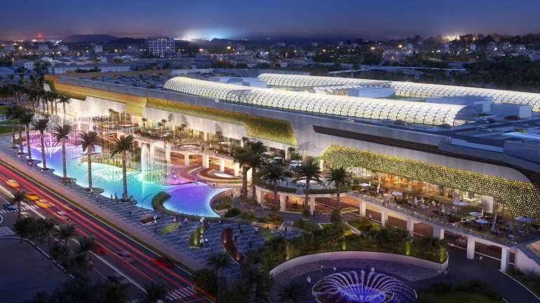 Must-see places in Muscat; Desert emerald paradise 63 Al-Arimi Blvd