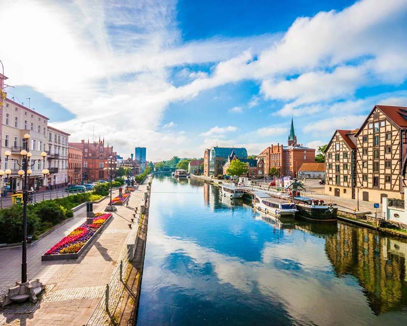 What is the cheapest way to travel to Europe?