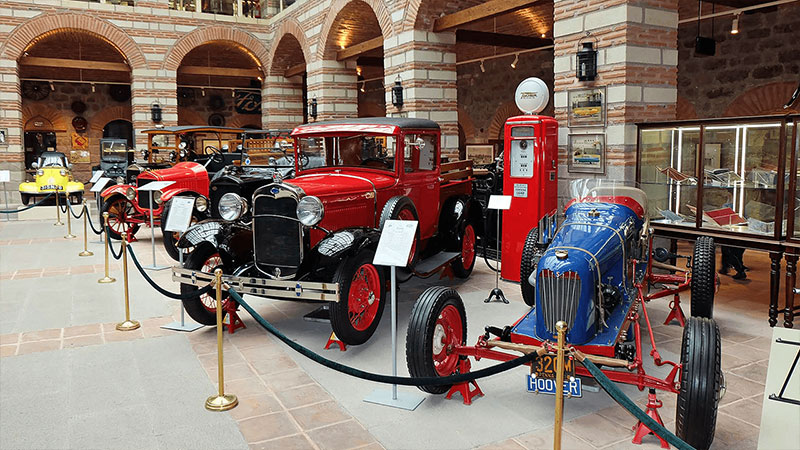 Rahmi Koç Museum is one of the most special eertainmes for children in Istanbul
