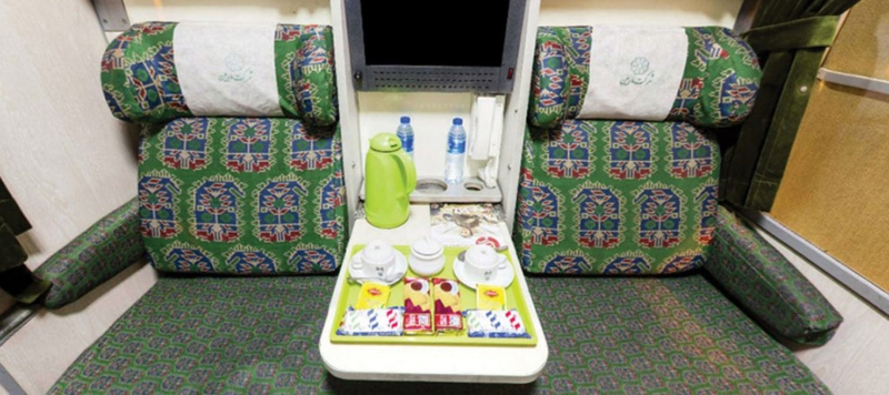Green train with special reception; Photo source: samtik.com. Photographer: Unknown