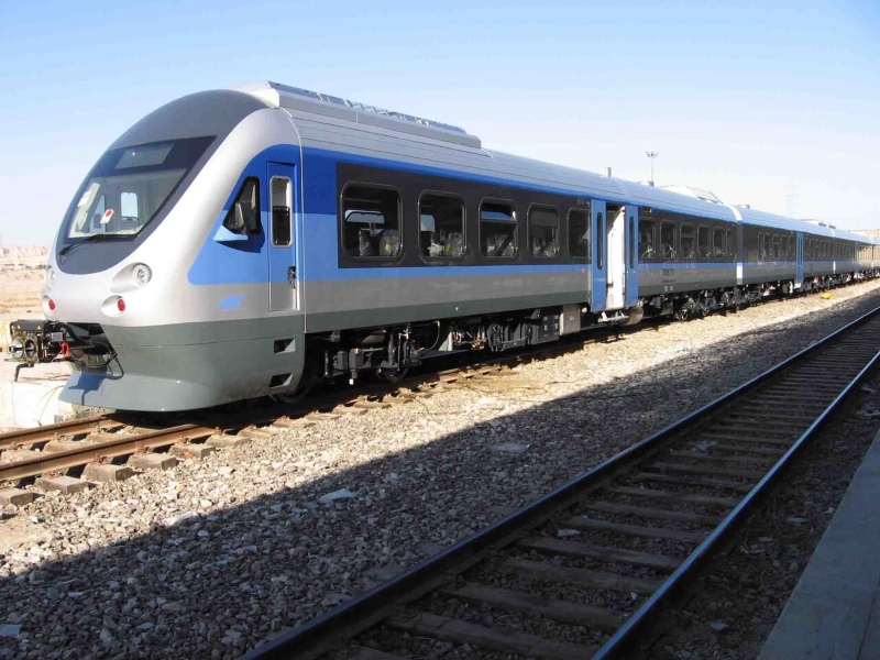 Raja suburban train; Photo source: irna.ir website. Photographer: Unknown