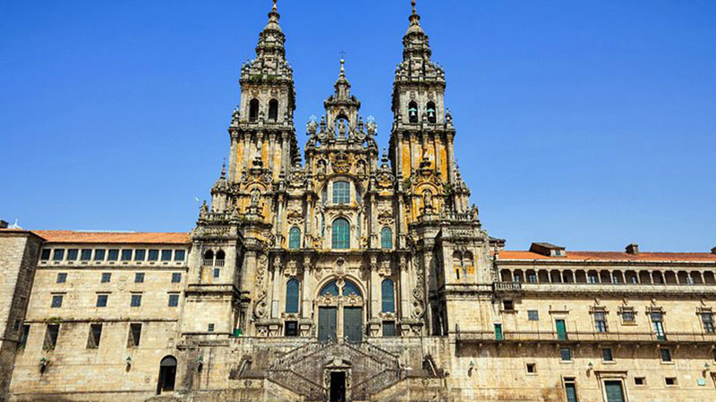Travel guide to Spain