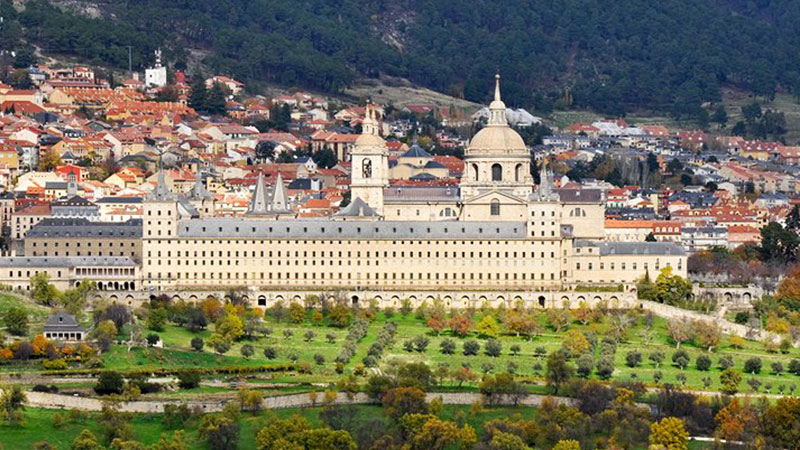 Travel guide to Spain