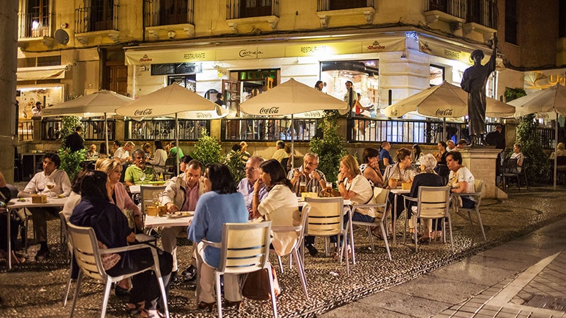 Travel guide to Madrid restaura iroduction