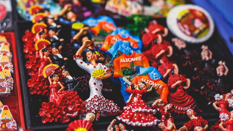 Travel guide to Spain souvenirs