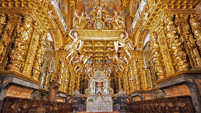 Iroducing the most importa works of Spanish architecture